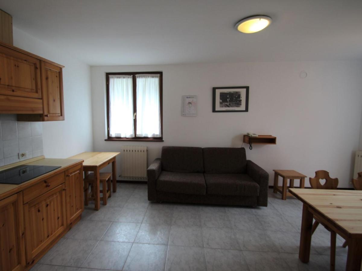 Apartment Lembondel-1 By Interhome Tiarno di Sotto Luaran gambar