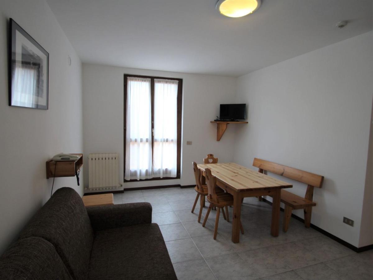 Apartment Lembondel-1 By Interhome Tiarno di Sotto Luaran gambar